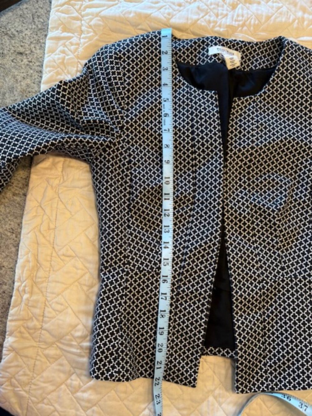 WHBM jacket black & white sz 2 - Picture 3 of 5